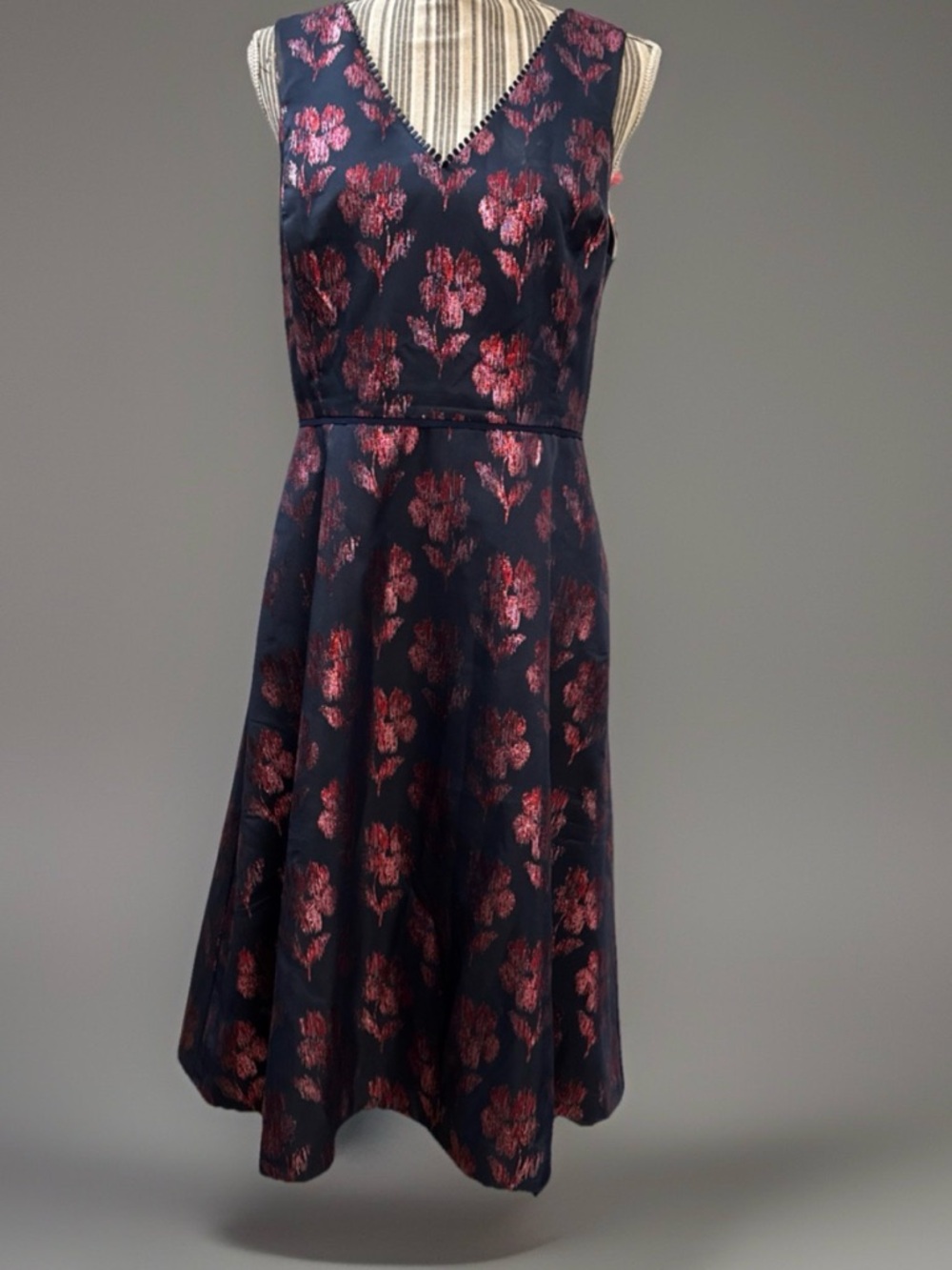Draper James Jacquard Metallic Floral Fit n Flare Dress Tea Length sz 8